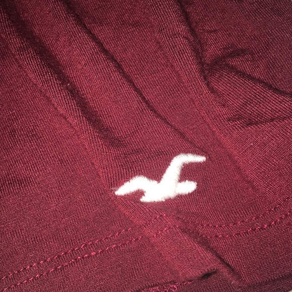 Hollister- Maroon T-Shirt w/ Roses and Stripes - Picture 4 of 5